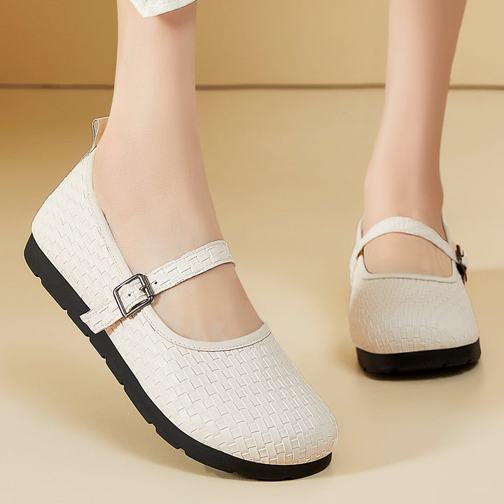 Ladies nan Mary-Jane ballerina slippers with woven surface structure, adjustable strap and shock-absorbing lightweight sole Mune Fashion