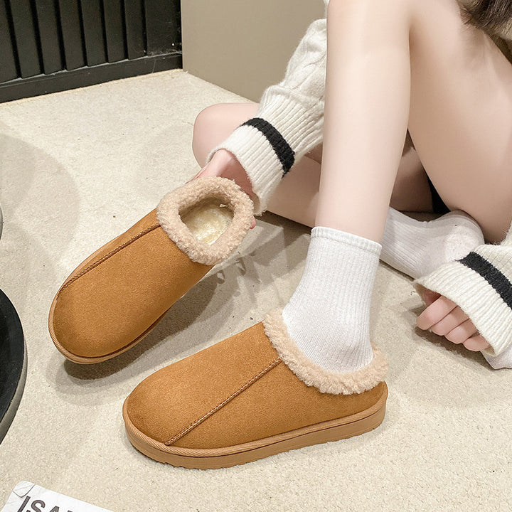 Women Padded Winter Slippers with Faux Fur Trim and Profiled Rubber Sole Mune Fashion