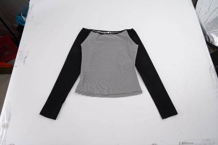 Women's fitted raglan long sleeve shirt with fine striped jersey, narrow waist, and elastic stretch material Mune Fashion