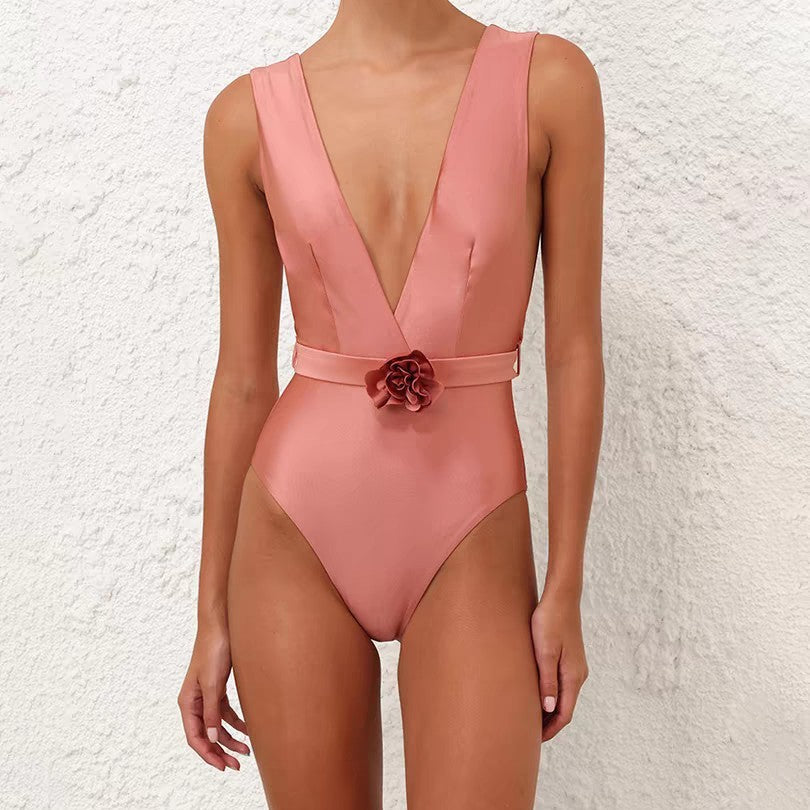 Women Elegant Swimsuit with Flower Appliqué Mune Fashion