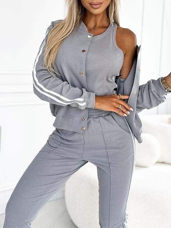 Women's trendy jogging suit set with college jacket, short top and slim-fit jogging pants Mune Fashion