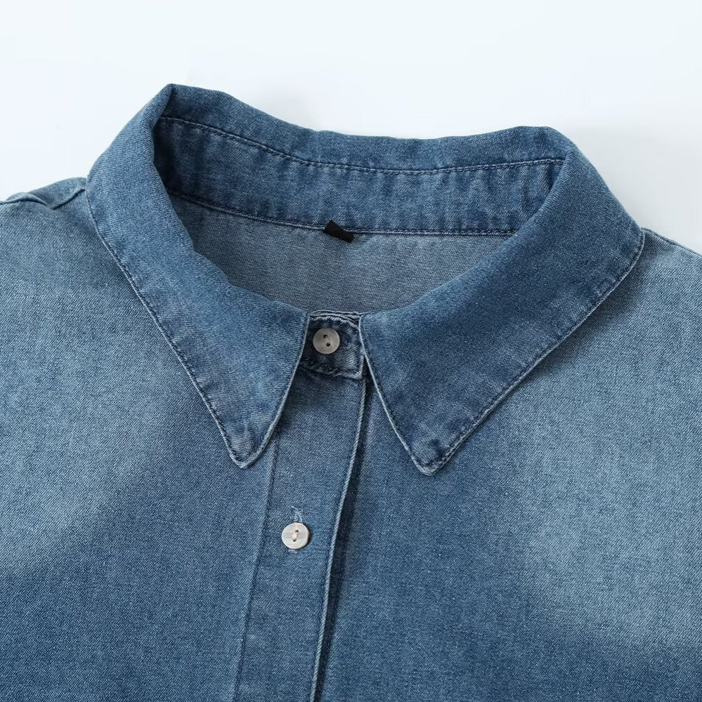 Women’s denim blouse with slightly puffed sleeves and classic shirt collar Mune Fashion