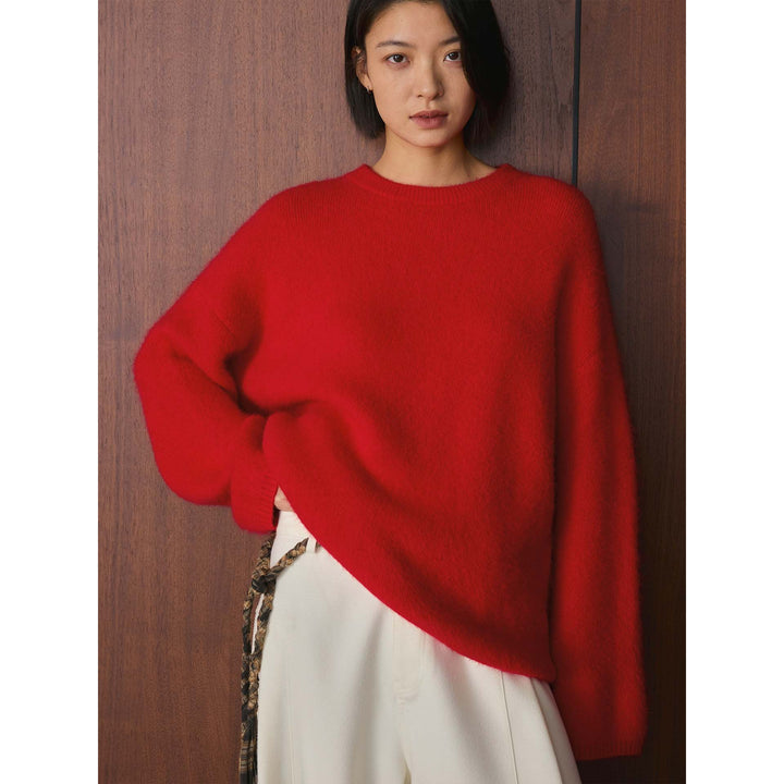 Women Soft Oversize Knit Sweater with Round Neckline Mune Fashion