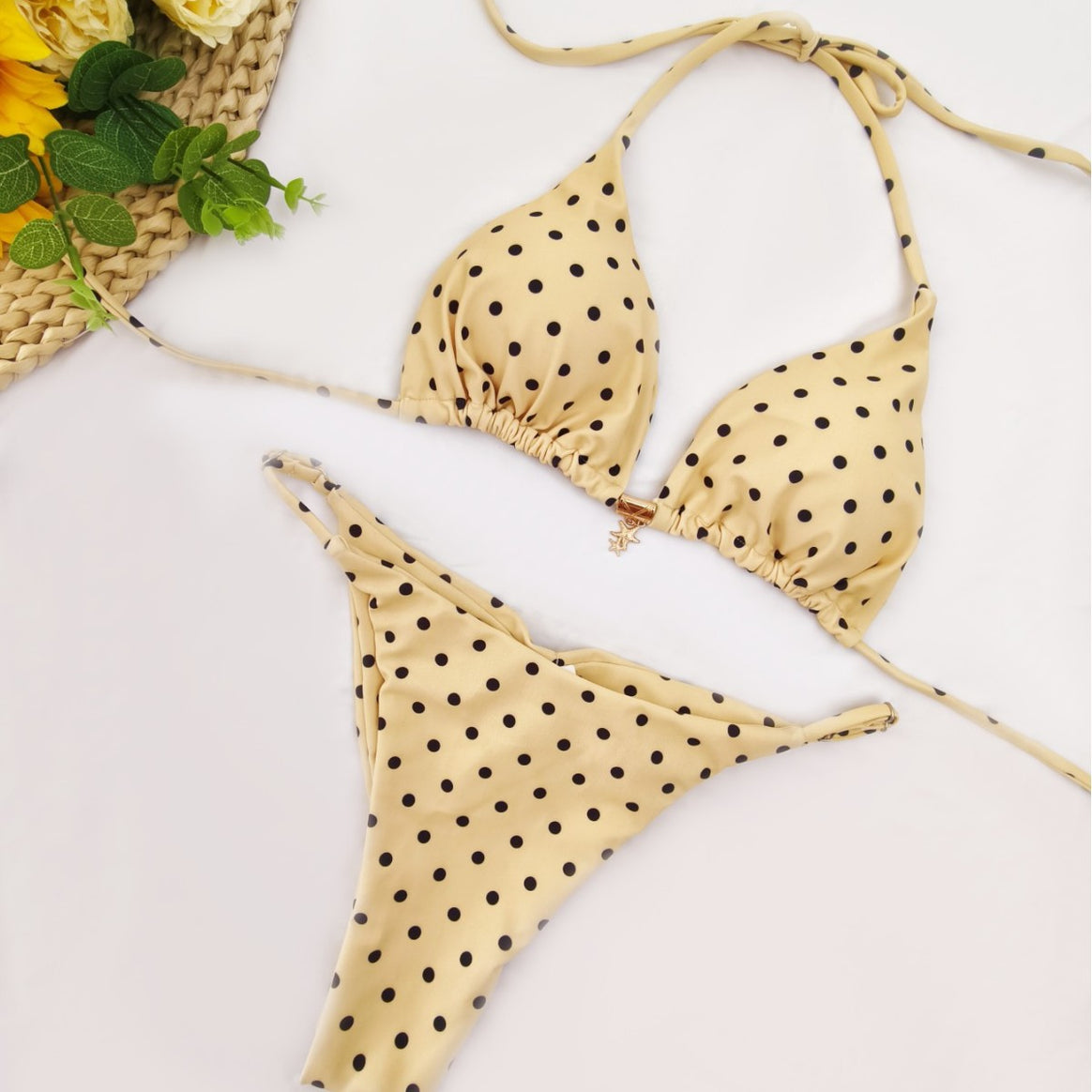 Women's bikini set with sophisticated polka dot design and adjustable halter Mune Fashion