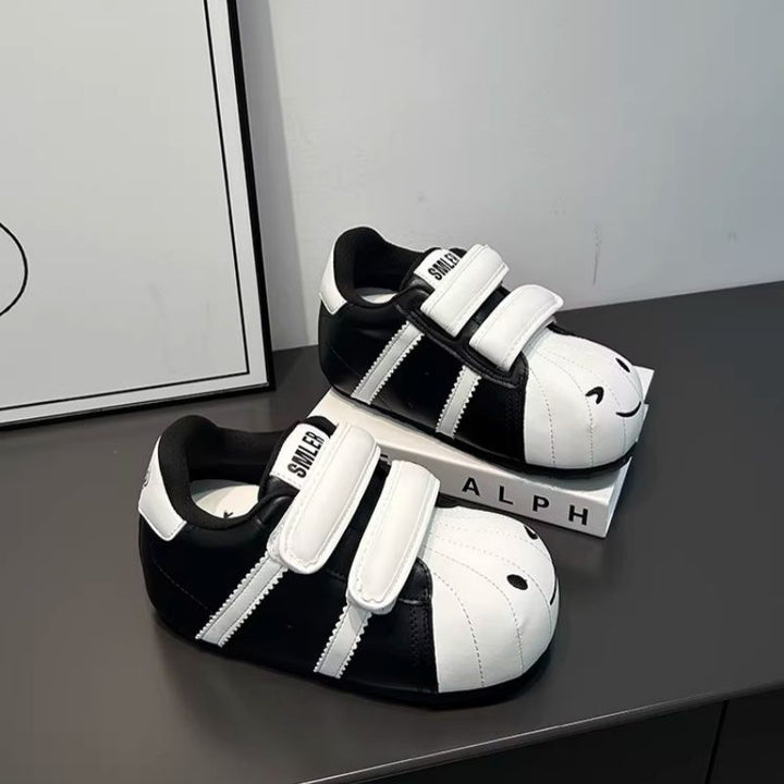 Women Comfortable Kids Sneaker with Cute Animal Motif and Practical Velcro Closure Mune Fashion