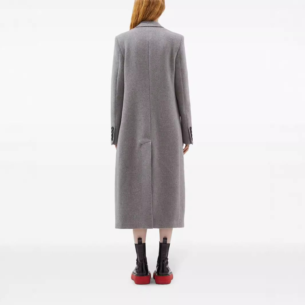 Women Maxilength Single-Breasted Long Coat in Minimalist Tailoring with Flap Pockets Mune Fashion
