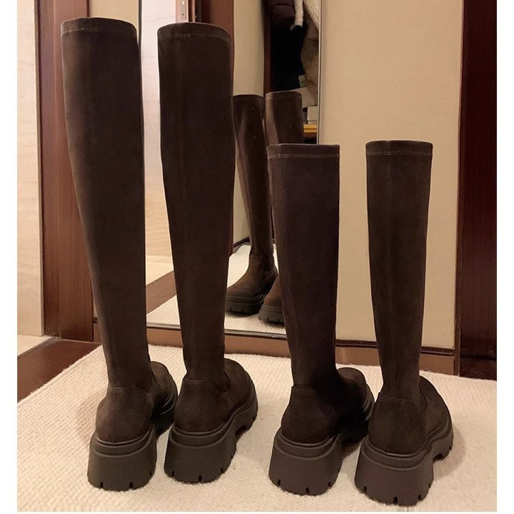 Women's Mid-Calf Suede Boots with Distinctive Lug Profile Sole and Elastic Slip Shaft Mune Fashion