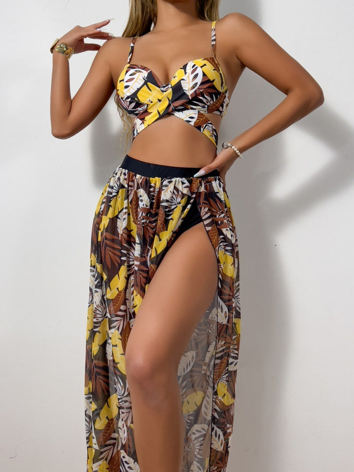 Women's Bikini Set with extravagant Cut-Out and floral Skirt Mune Fashion