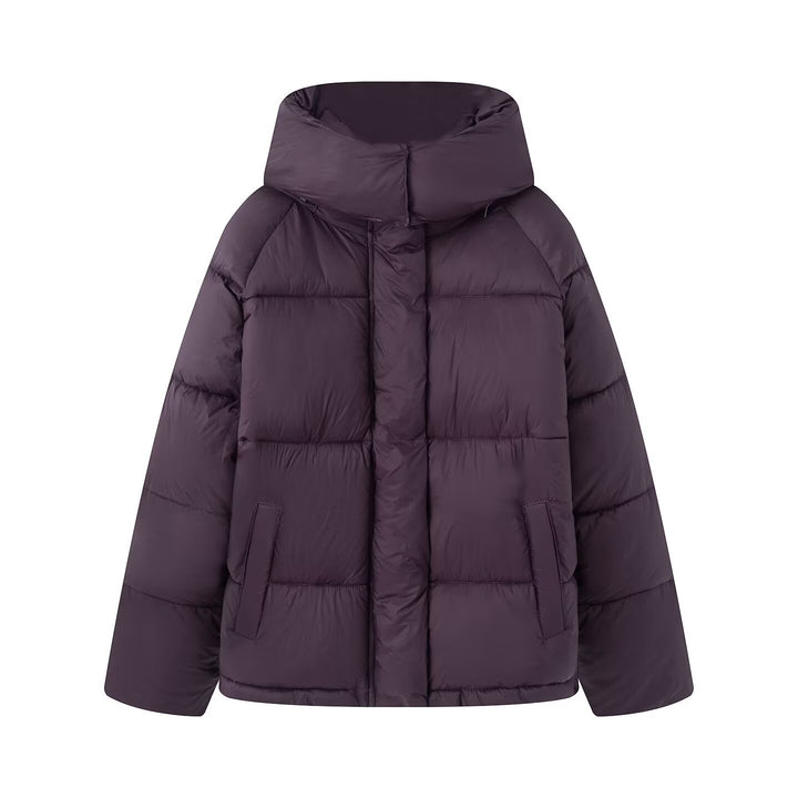 Women's short cut oversized quilted jacket with high collar and hood Mune Fashion