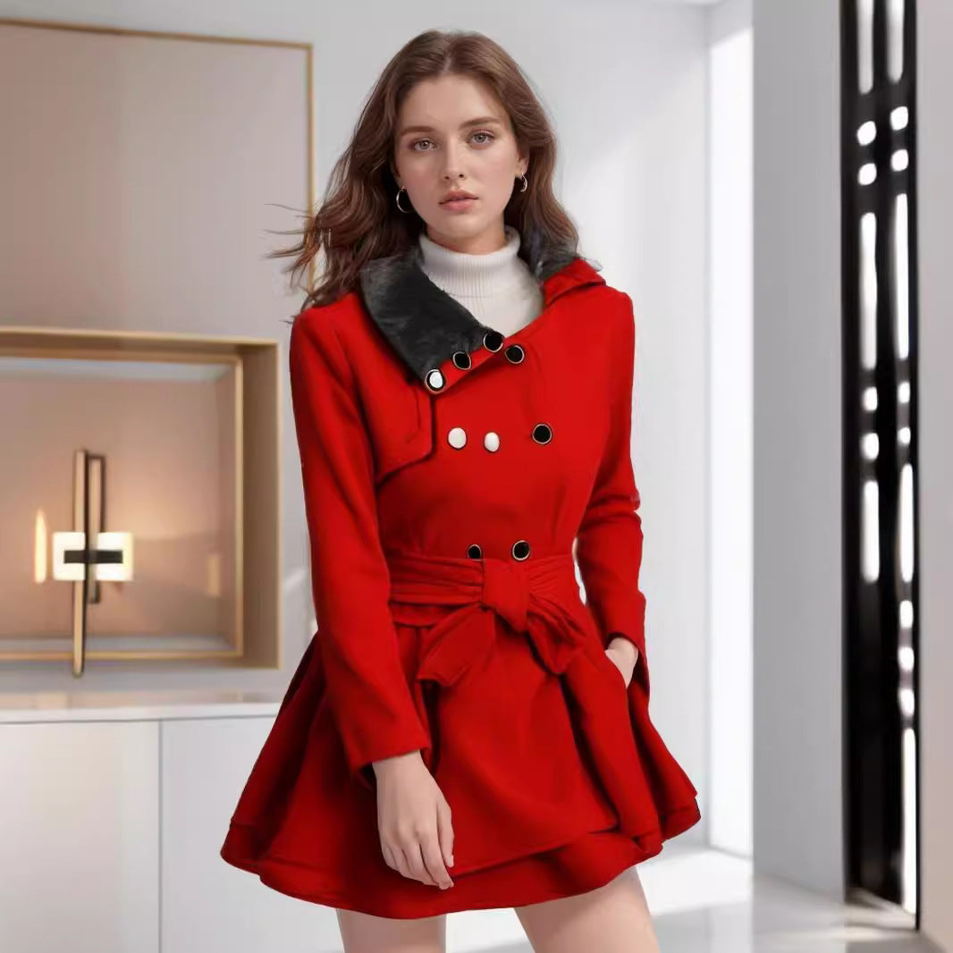 Women's tailored coat with flared skirt and faux fur collar Mune Fashion