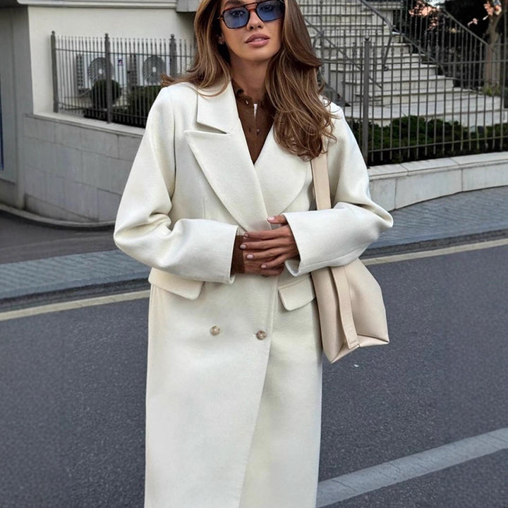 Women's Mid-length Double-breasted Wool Blend Coat with Distinctive Lapels and Tailored Fit Mune Fashion
