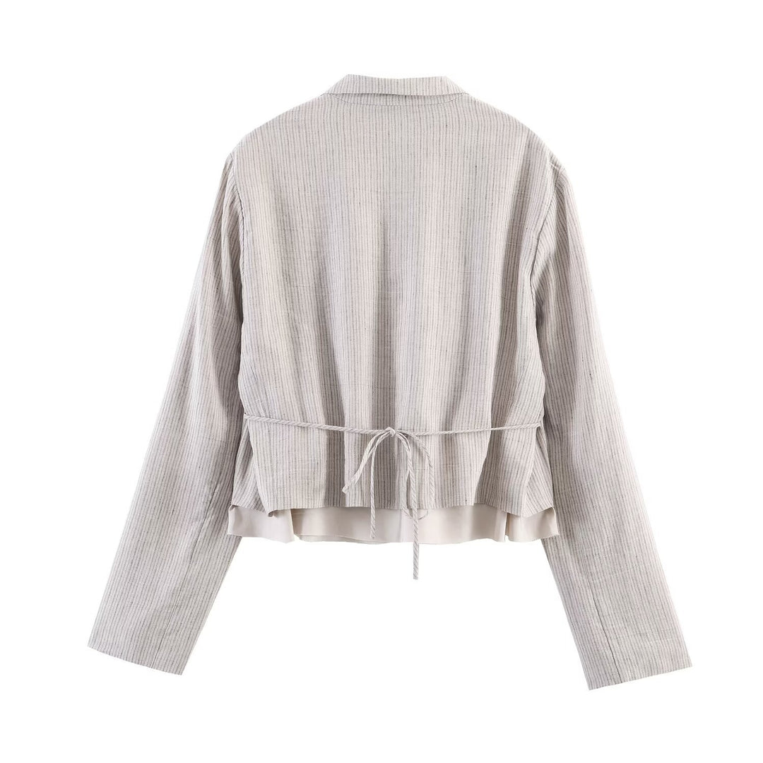 Women Two-Piece Tailored Set with Cropped Blazer and High-Waisted Pleated Trousers Mune Fashion