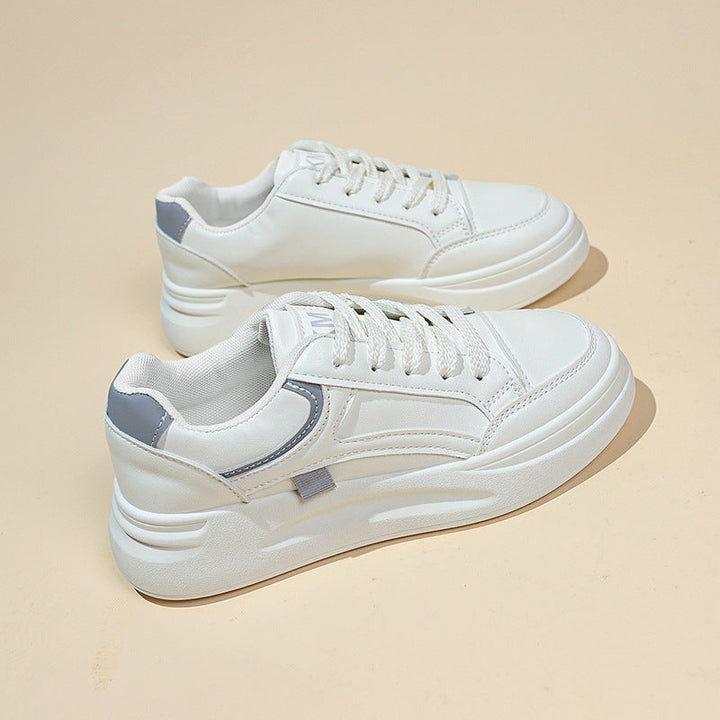 Ladies sporty sneakers with thick sole and soft lining Mune Fashion