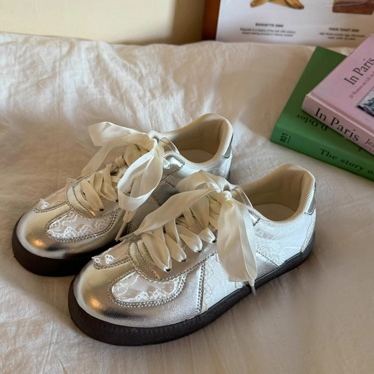 Ladies' stylish sneakers with elegant satin ribbon Mune Fashion