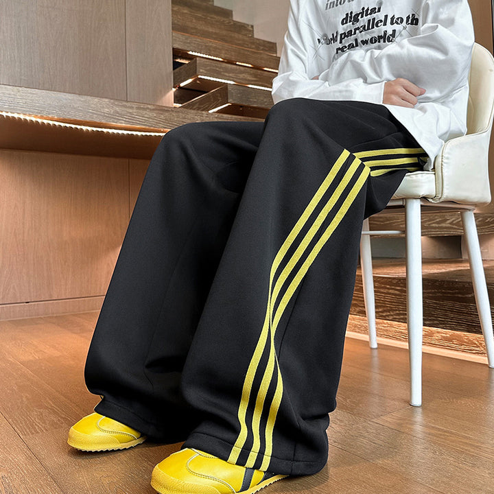 Men's Wide-Cut Training Pants with Side Stripes Mune Fashion