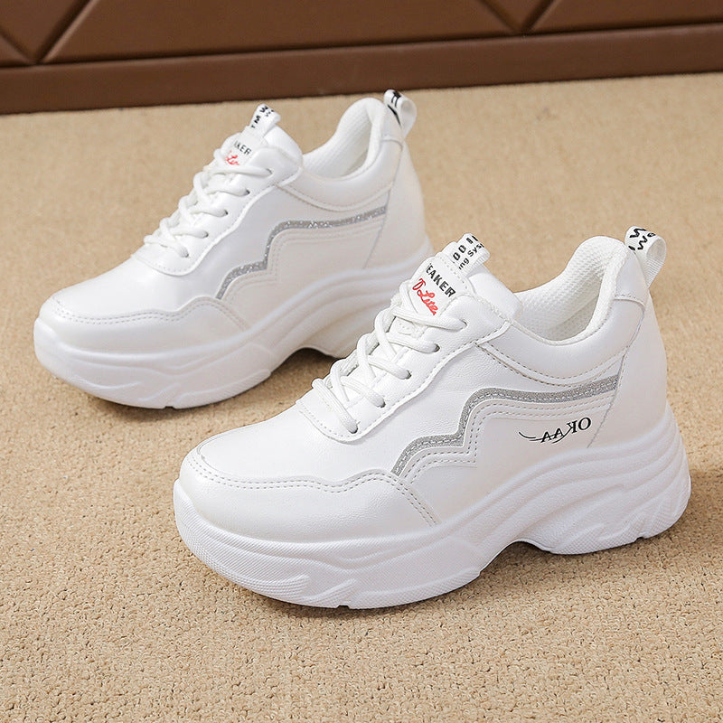 Ladies sporty sneakers with fashionable plateau and breathable upper material Mune Fashion