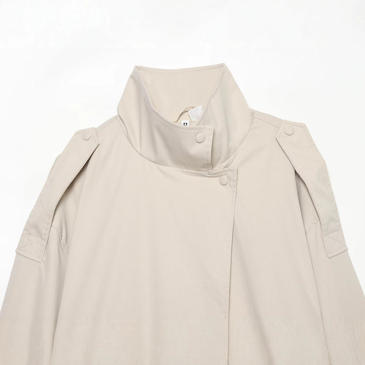 Ladies short cut trench-inspired jacket with high stand-up collar and waist belt Mune Fashion
