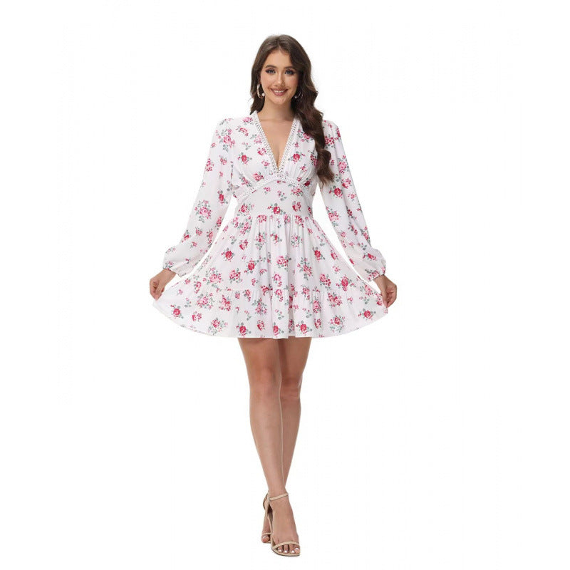 Women Boho floral mini dress with V-neck and puff sleeves Mune Fashion