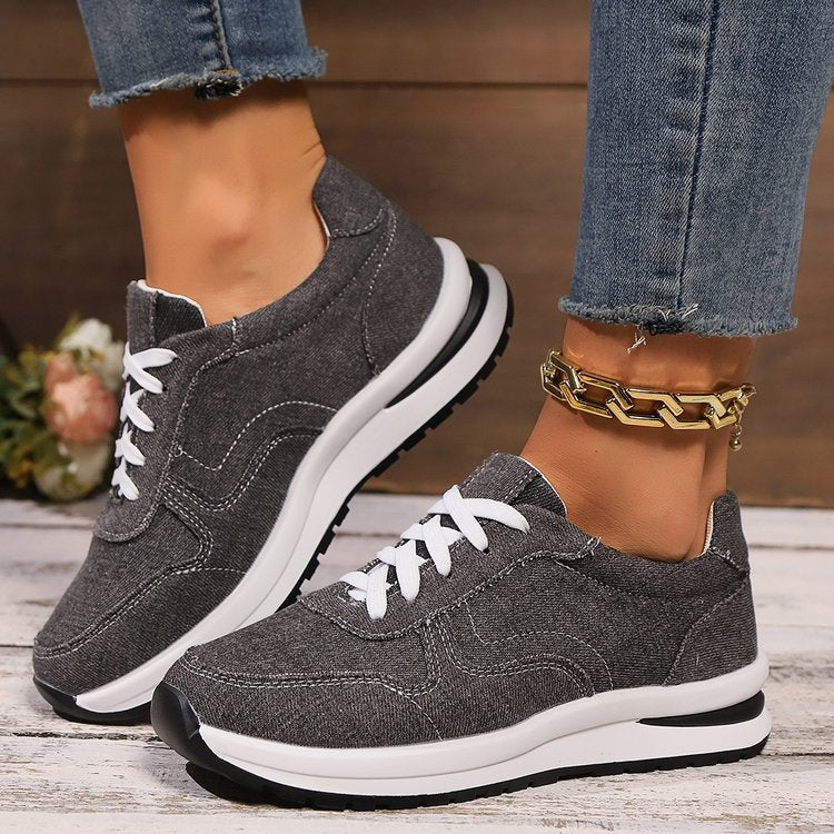 Women's sporty-elegant textile sneakers with cushioning EVA sole and padded insole Mune Fashion