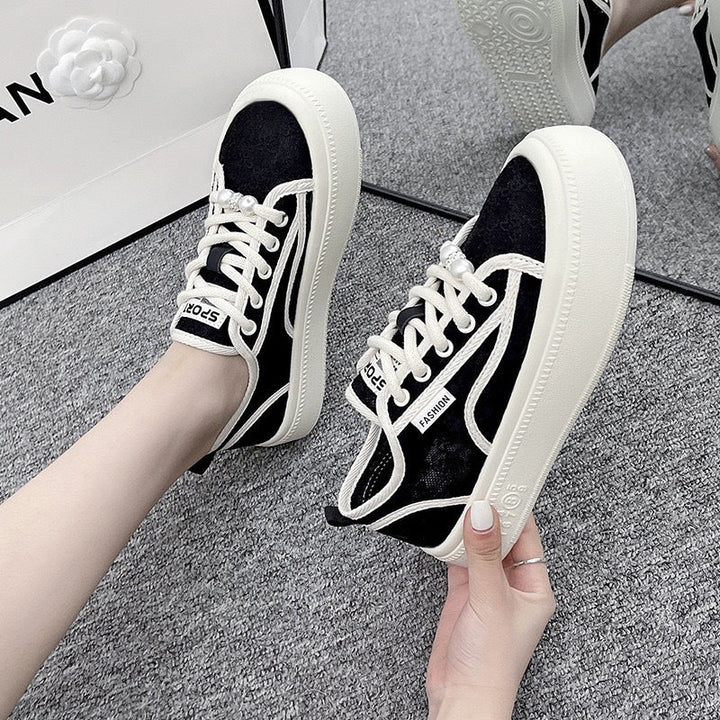 Women's fashionable sneakers with trendy pearl lacing and durable rubber sole Mune Fashion