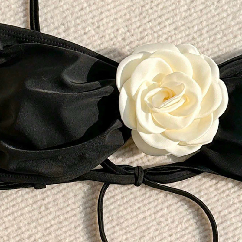 Ladies Elegant Bikini with Floral Decor Mune Fashion