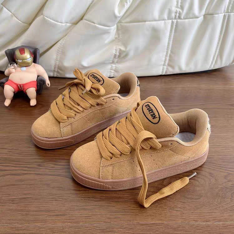 Women's sneakers made of high-quality suede with comfortable lacing Mune Fashion