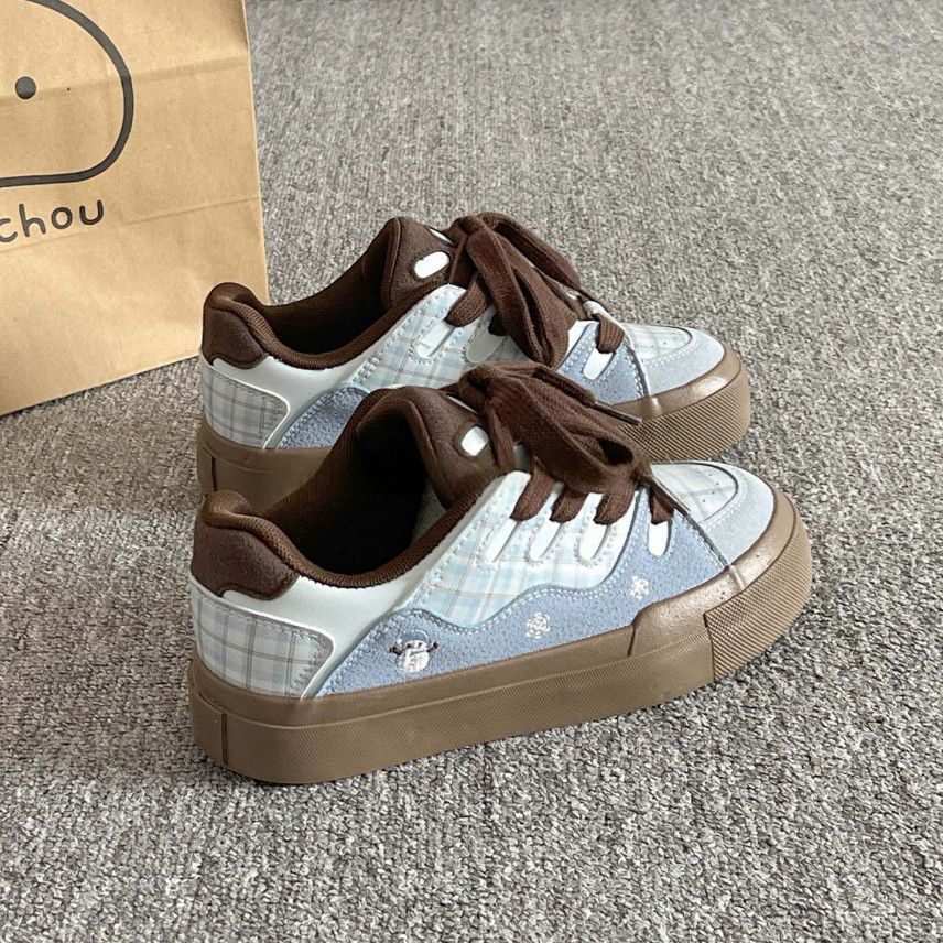 Women Trendy Casual Sneaker with Cozy Lining and Unique Checkered Pattern Mune Fashion