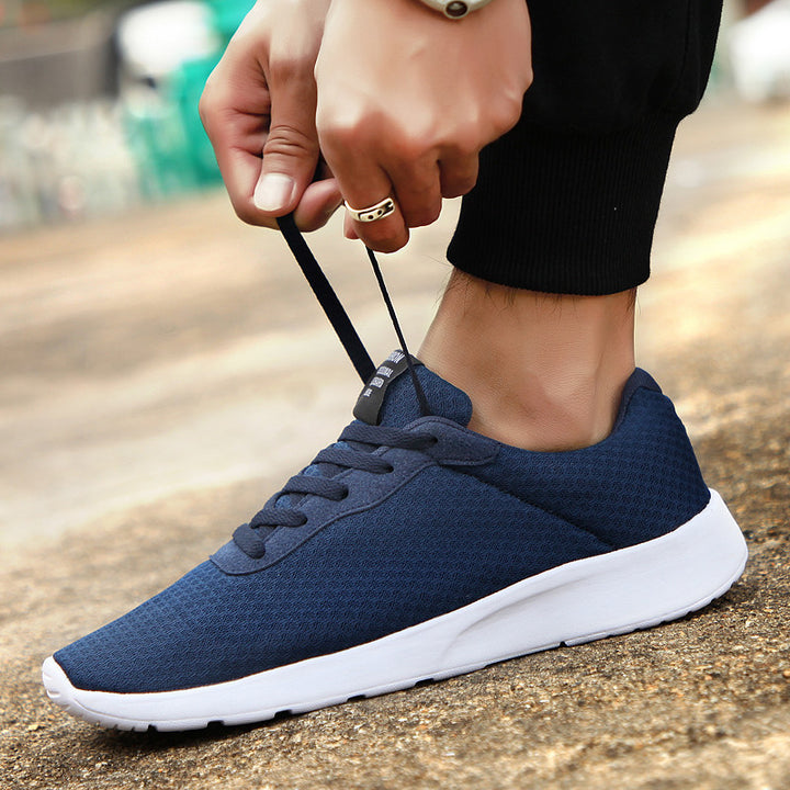 Unisex lightweight training sneakers with seamless knitted upper material, padded heel collar, and responsive EVA midsole Mune Fashion