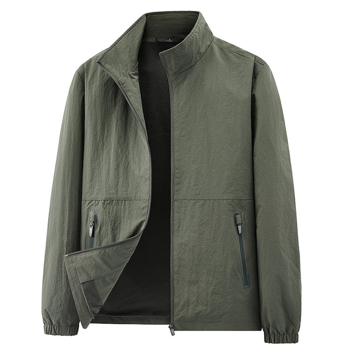 Men's minimalist functional jacket with stand-up collar, breathable mesh lining, and water-repellent zippers Mune Fashion