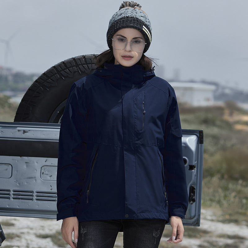 Ladies' technical rain and leisure jacket with adjustable hood and multiple pockets Mune Fashion