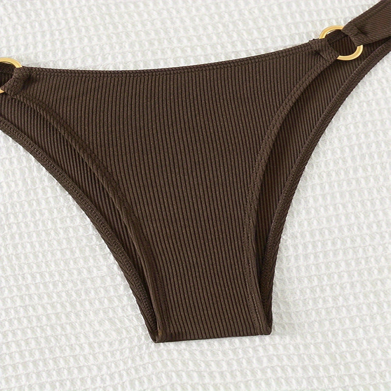 Women’s triangle bikini with decorative ring and high leg cut Mune Fashion