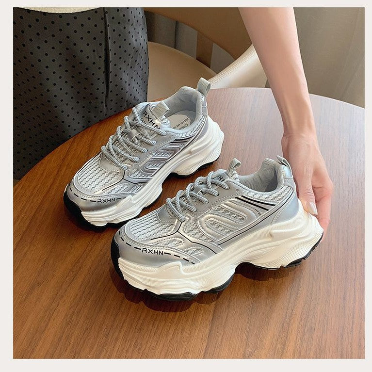 Ladies sporty sneakers with innovative cushioning system and trendy design Mune Fashion
