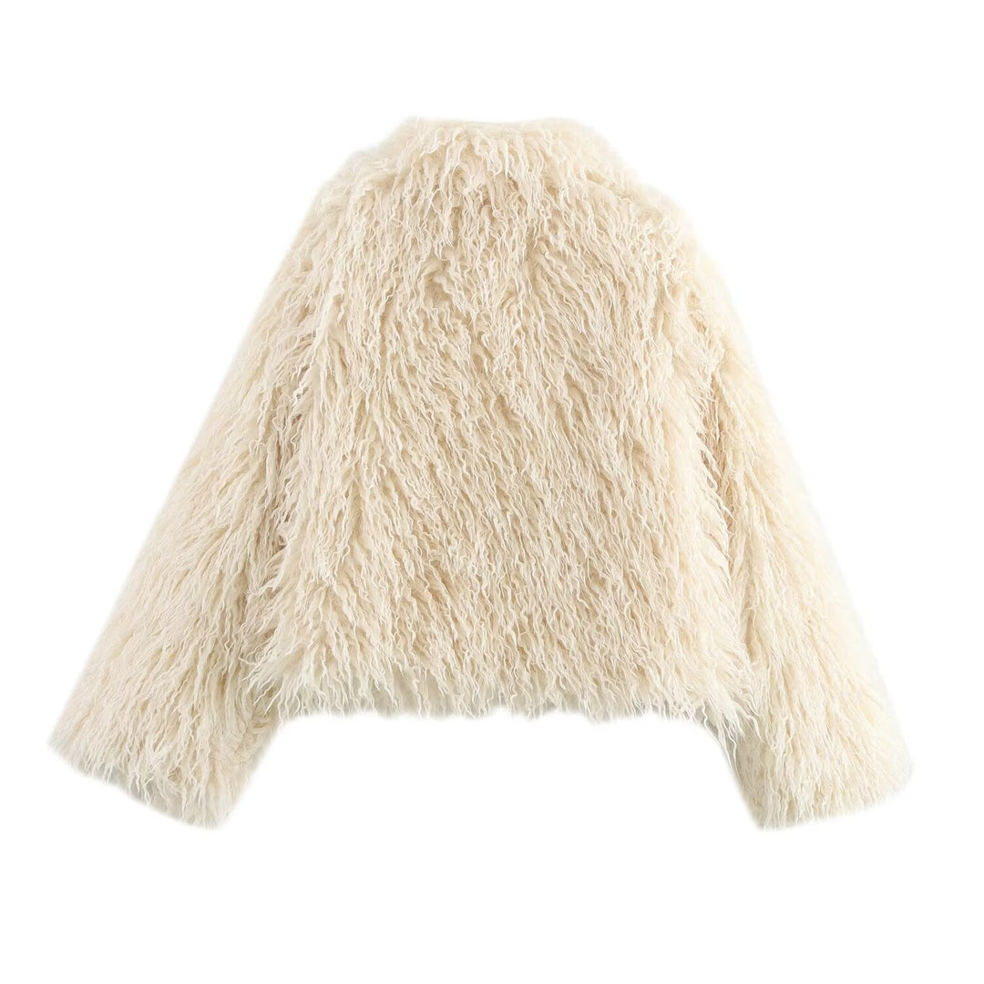 Women short cut shaggy faux fur jacket with voluminous shawl collar Mune Fashion