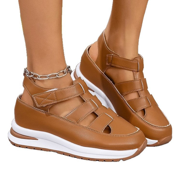 Women's sporty platform clogs with adjustable Velcro, breathable cut-outs, and cushioned EVA outsole Mune Fashion