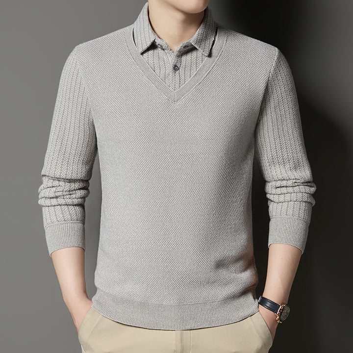 Men's fine knit sweater with V-neck and integrated polo collar Mune Fashion