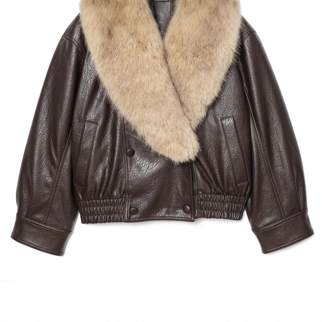 Women's short-cut bomber jacket made of leather look with voluminous faux fur collar Mune Fashion
