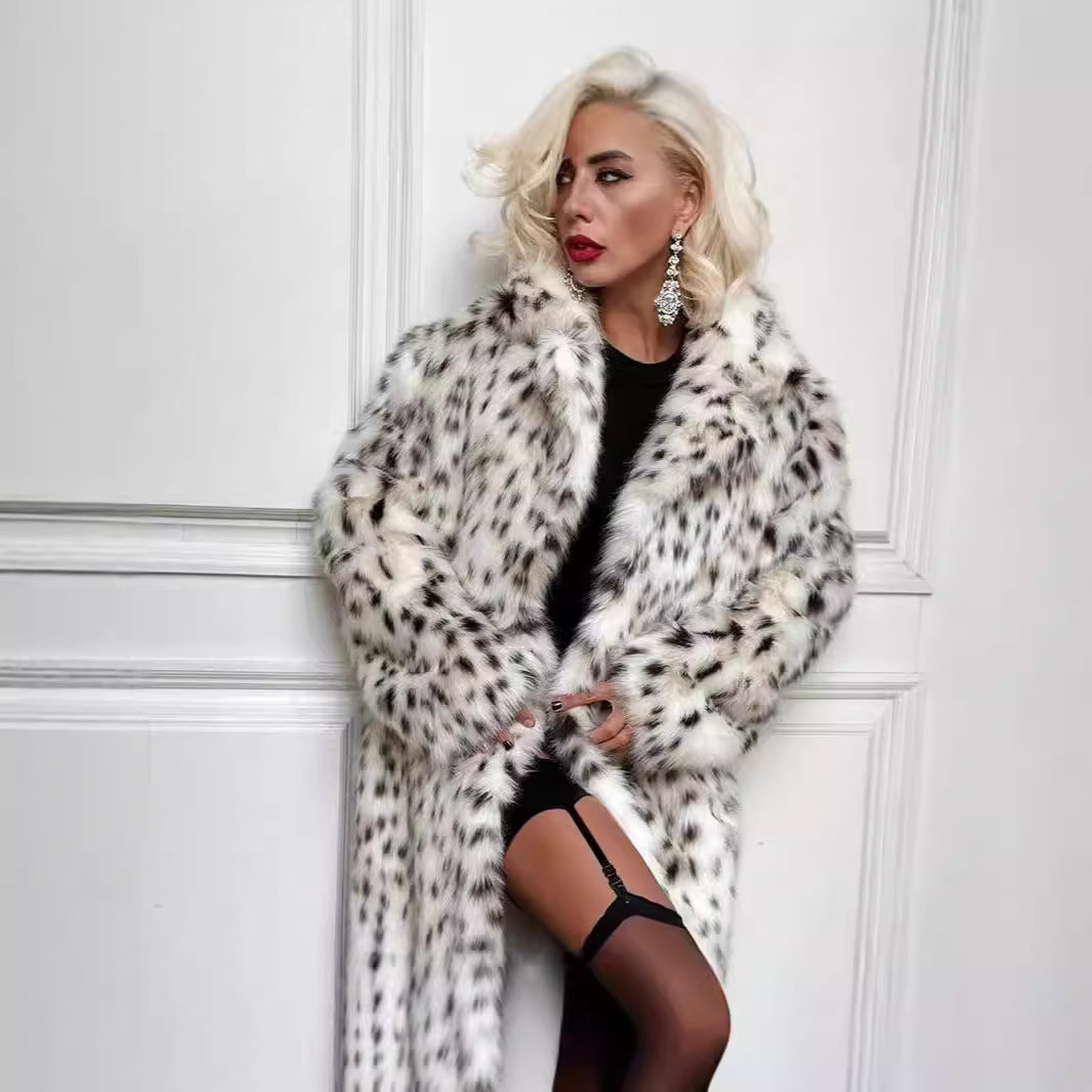 Women's longer oversized faux fur coat with leopard print and wide lapel Mune Fashion