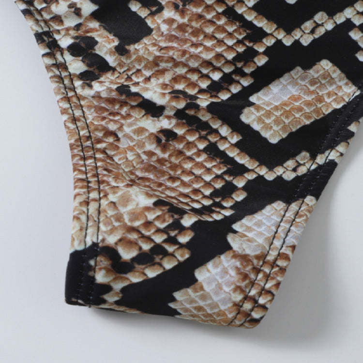 Women's bandeau bikini with slit details and trendy snake pattern Mune Fashion