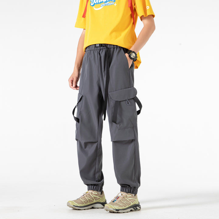 Men's utility cargo jogger pants with elastic waistband, flap pockets and adjustable straps Drune