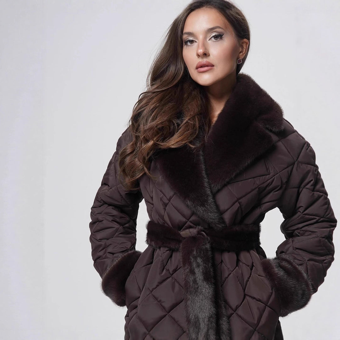 Women's quilted coat with fur trim and belted waist Mune Fashion