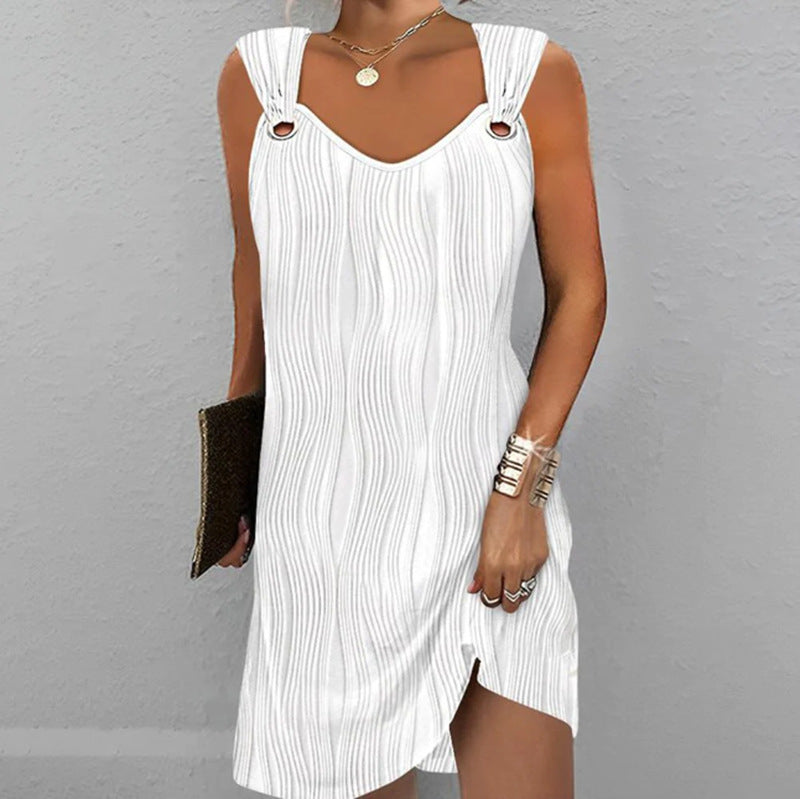 Ladies' figure-hugging jersey dress with wave texture, ring straps, and side slit Mune Fashion