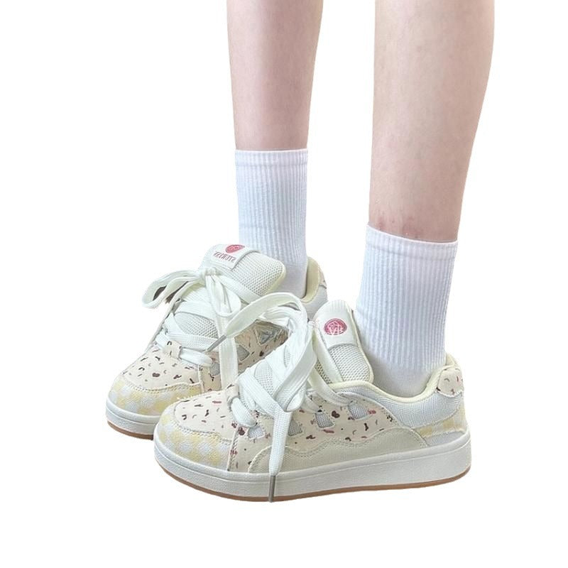 Women Comfortable Sneakers with Playful Design Mune Fashion