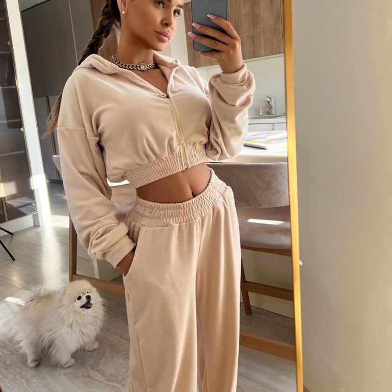 Women nan short velvet tracksuit with zipper hoodie and wide waistband jogging pants Mune Fashion