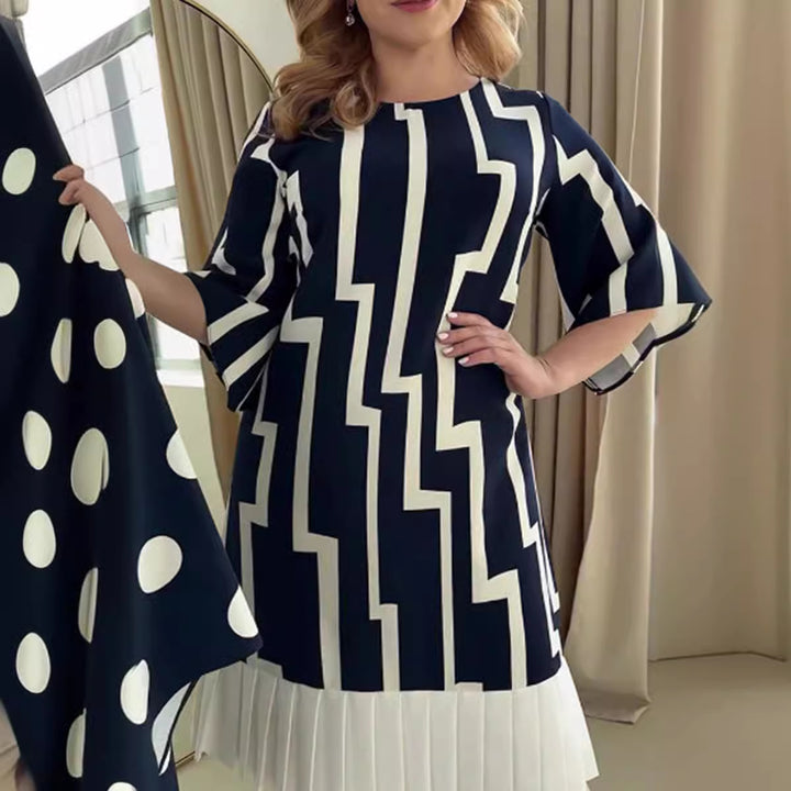 Women nan graphic A-line dress with pleated hem and three-quarter sleeves Mune Fashion