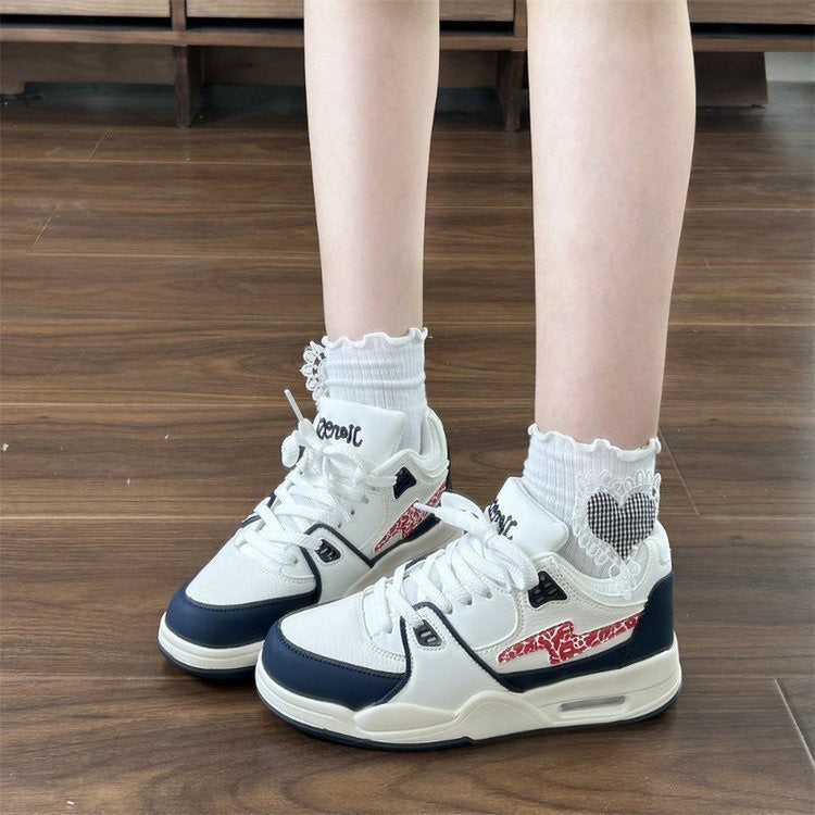 Women casual sneakers with innovative cushioning technology Mune Fashion