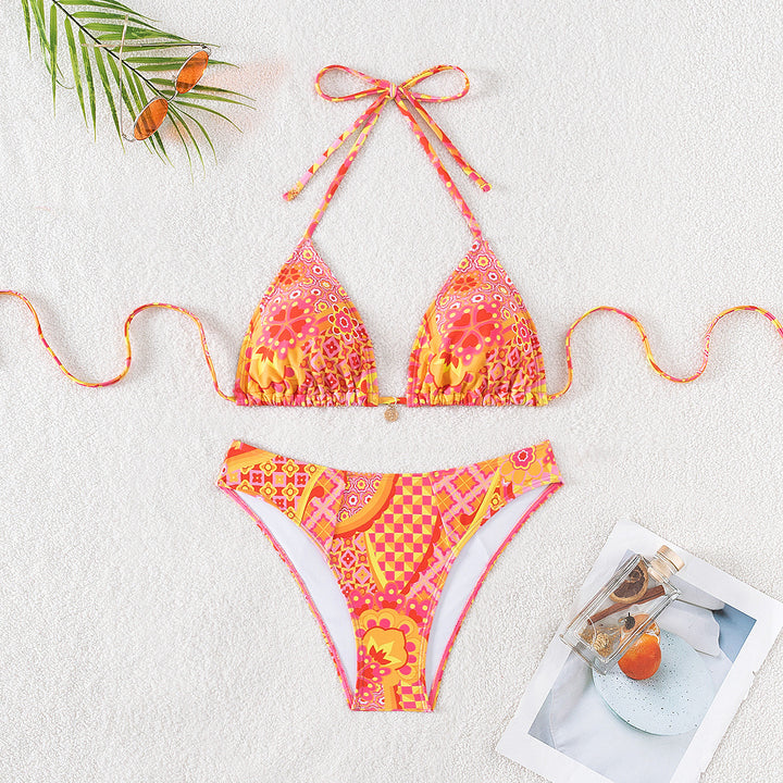 Women's triangle bikini with floral patterns and adjustable straps Mune Fashion