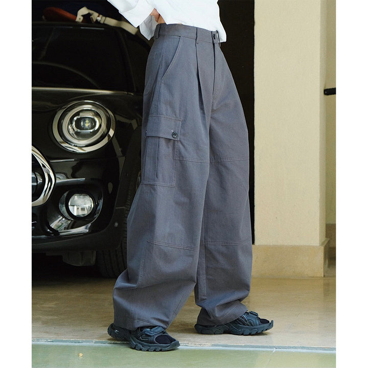 Women's Wide Utility Cargo Pants in Balloon Cut with Large Flap Pockets Mune Fashion