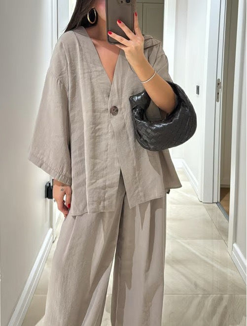 Women's relaxed two-piece linen set with kimono-style oversized jacket and wide palazzo pants Mune Fashion
