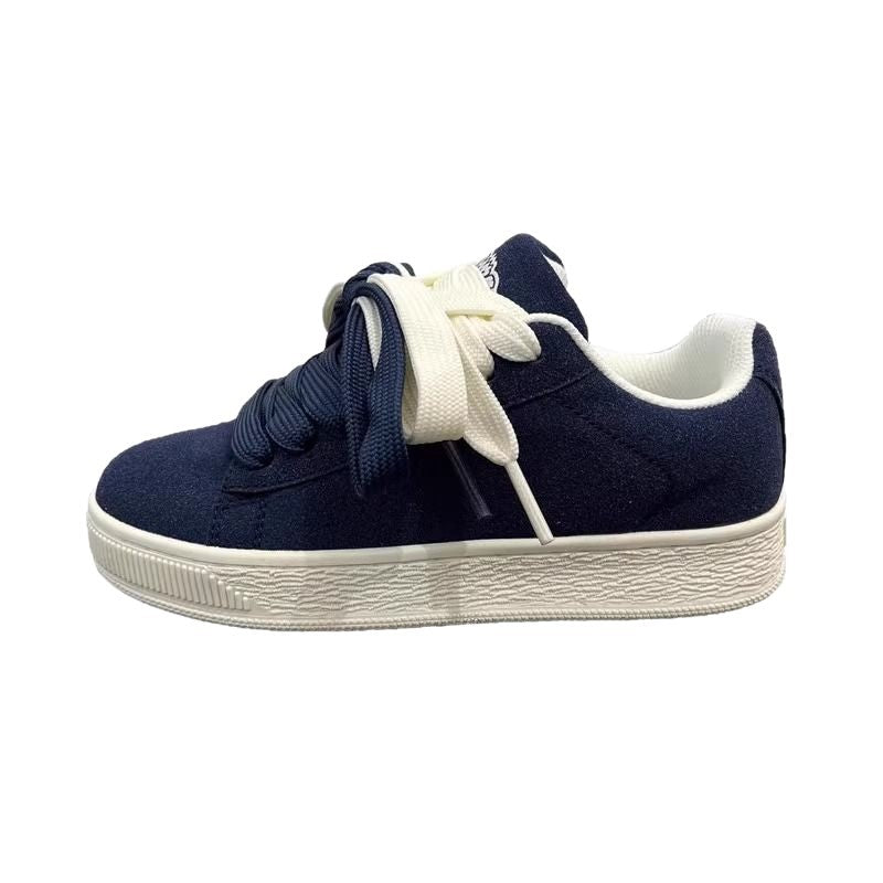 Women's sneakers made of high-quality suede with comfortable lacing Mune Fashion