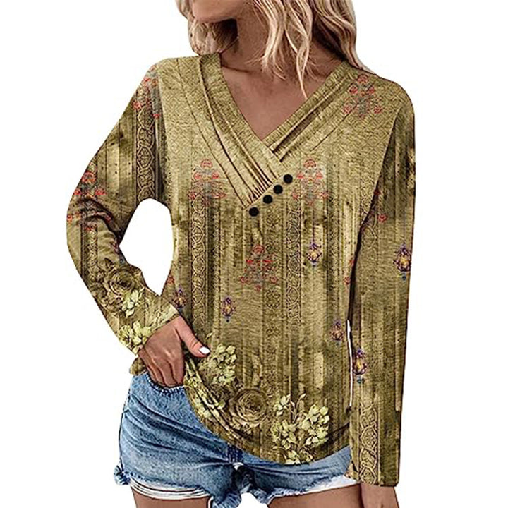 Women's Ribbed V-Neck Sweater with Gradient, Decorative Buttons and Relaxed Fit Mune Fashion